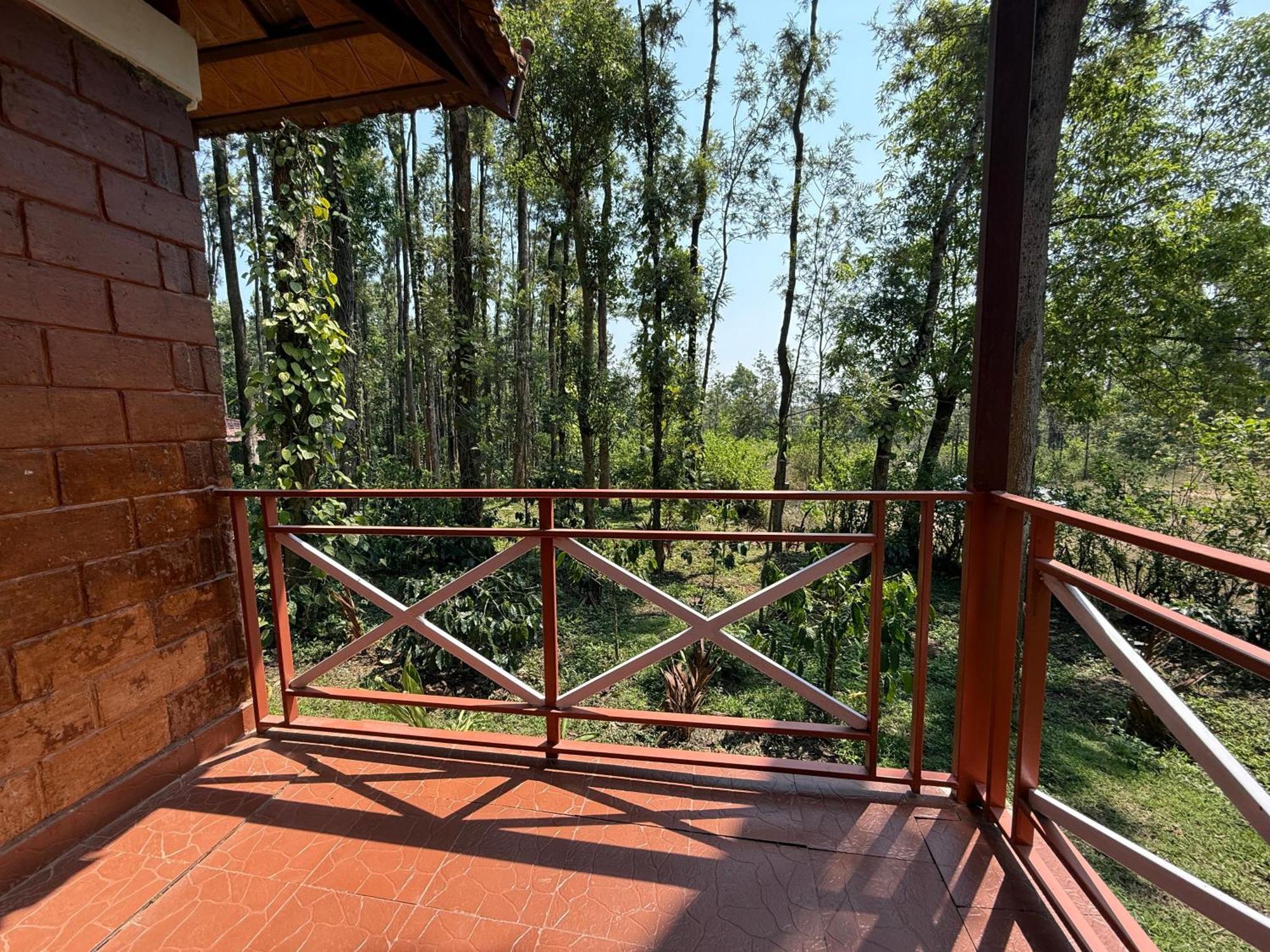 Coffee Grove Resort Chikmagalūr Exterior foto